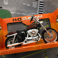 Maisto - 2012 Harley Davidson XL 1200v Sportster - red 1:12